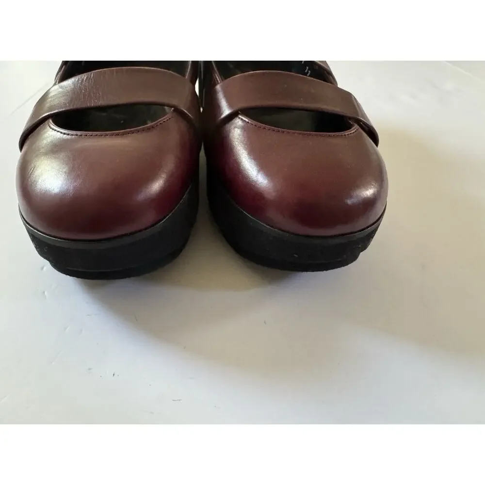 Robert Clergerie Burgundy Platform Mary Jane Pumps